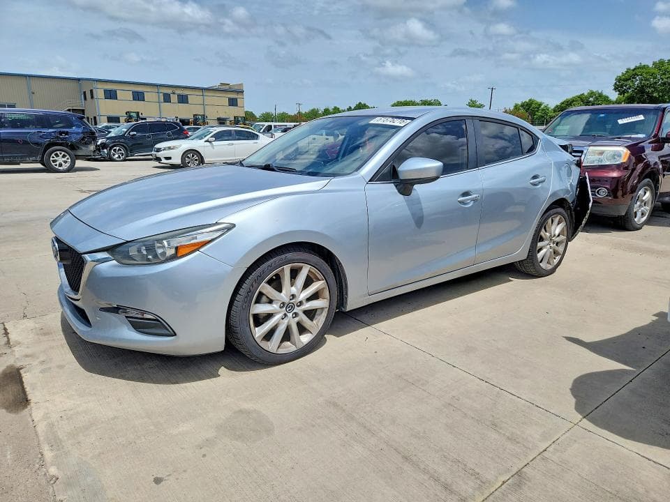 2017 MAZDA 3 TOURING - 1