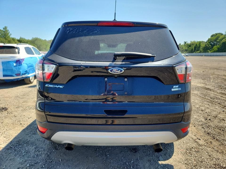 2017 FORD ESCAPE SE 6