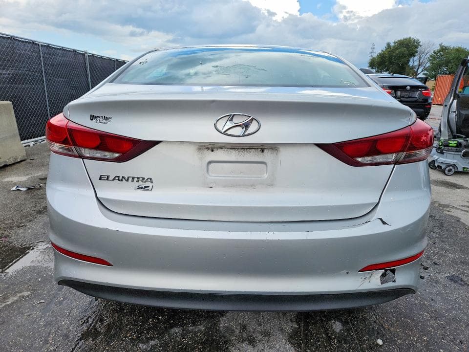 2018 HYUNDAI ELANTRA SE 6