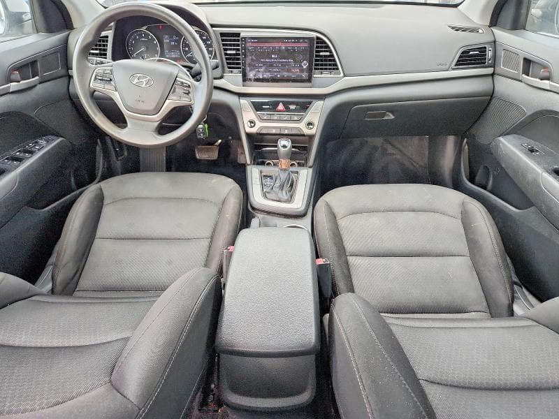 2018 HYUNDAI ELANTRA SE 8