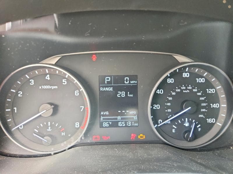2018 HYUNDAI ELANTRA SE 9