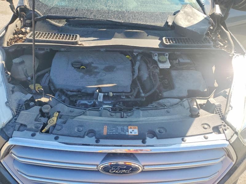 2017 FORD ESCAPE SE 11