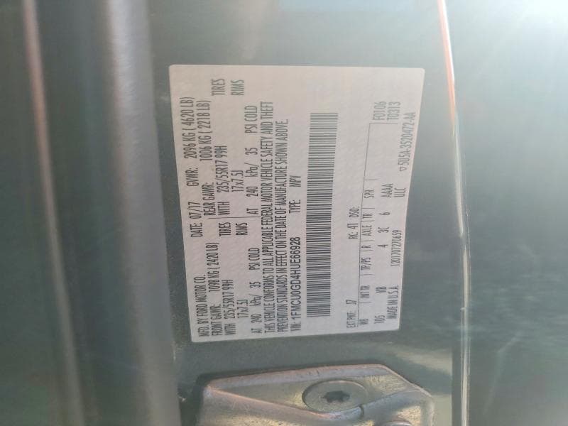 2017 FORD ESCAPE SE 12
