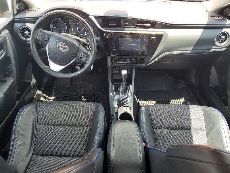 2017 TOYOTA COROLLA SE 8