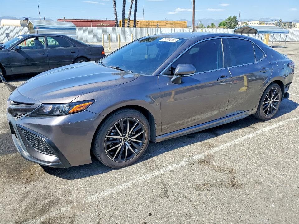 2022 TOYOTA CAMRY SE - 1