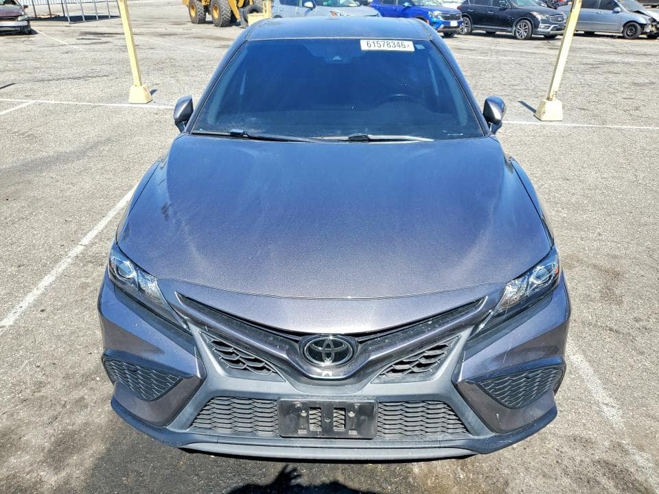 2022 TOYOTA CAMRY SE 5