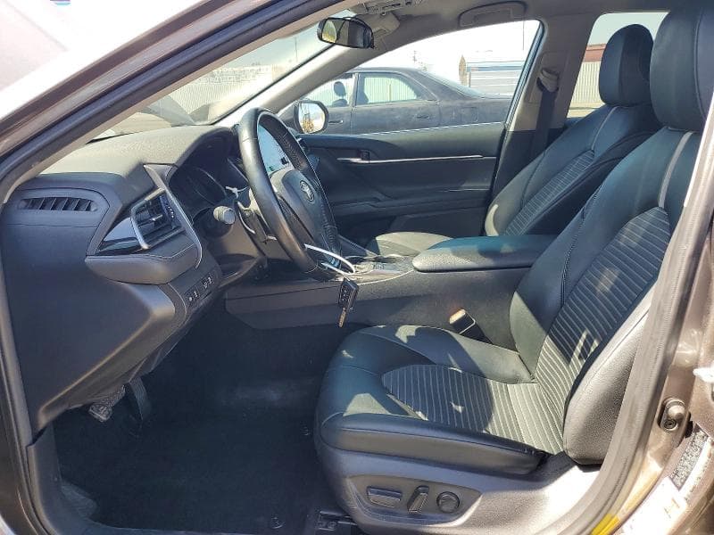 2022 TOYOTA CAMRY SE 7