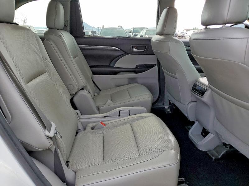 2019 TOYOTA HIGHLANDER HYBRID LIMITED 11