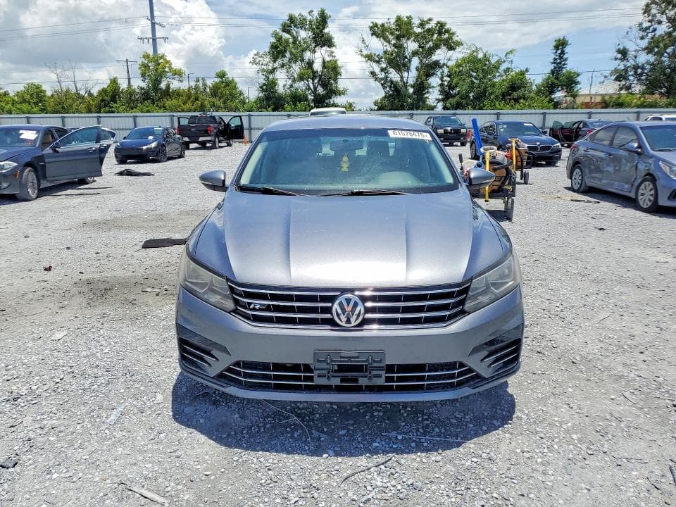 2018 VOLKSWAGEN PASSAT S/R-LINE S/R-LINE 5
