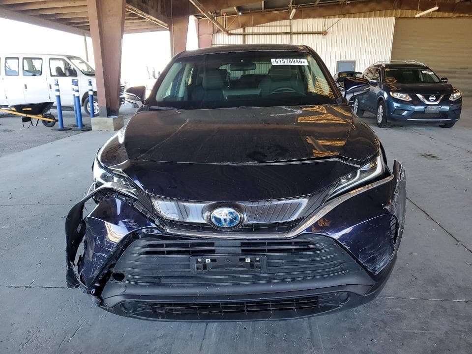 2024 TOYOTA VENZA LE 5