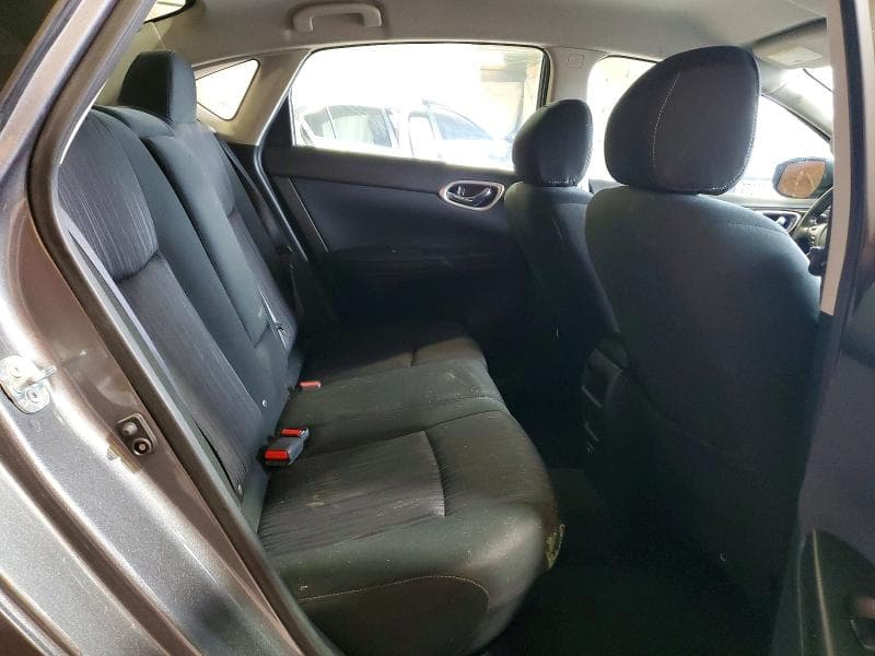 2019 NISSAN SENTRA SV 10