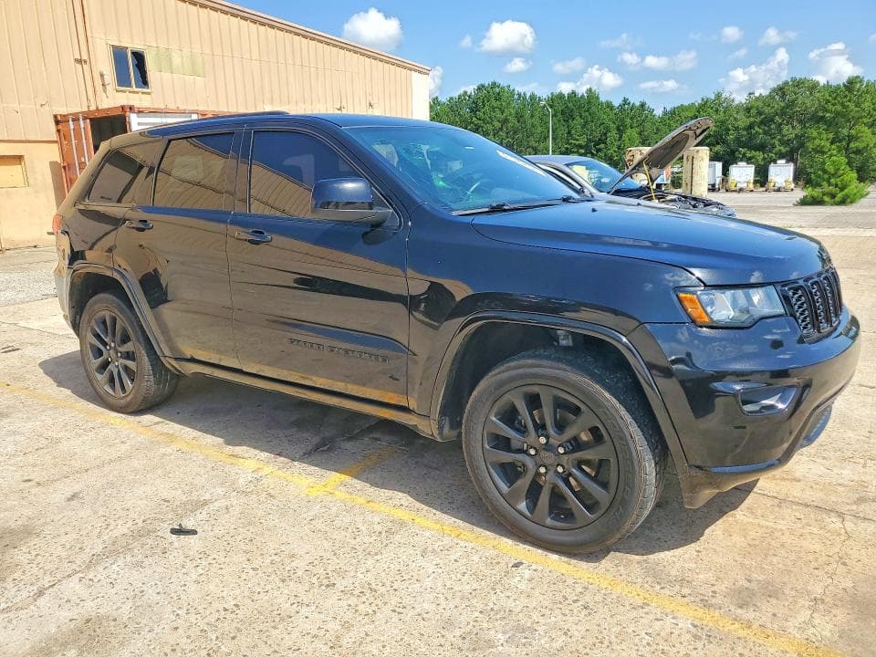 2017 JEEP GRAND CHEROKEE LAREDO 4