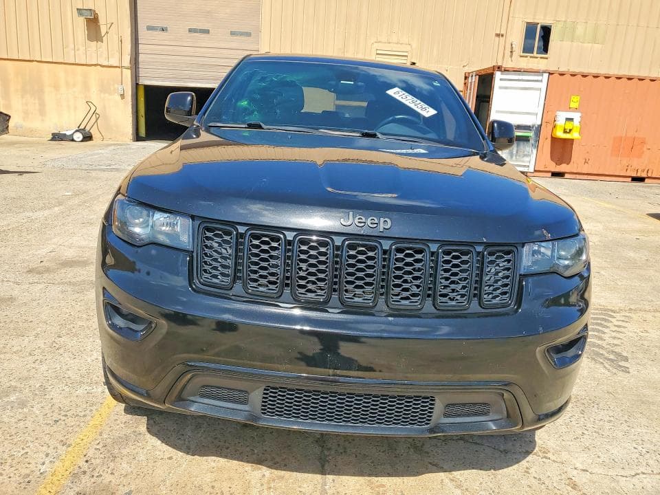 2017 JEEP GRAND CHEROKEE LAREDO 5