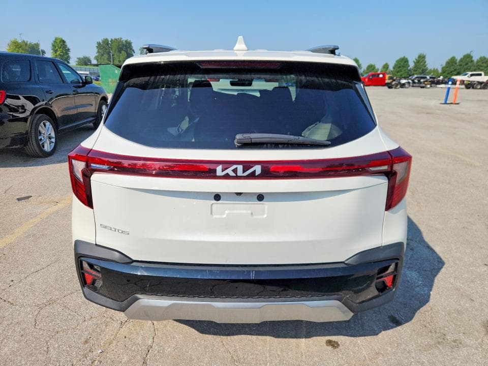 2025 KIA SELTOS S 6