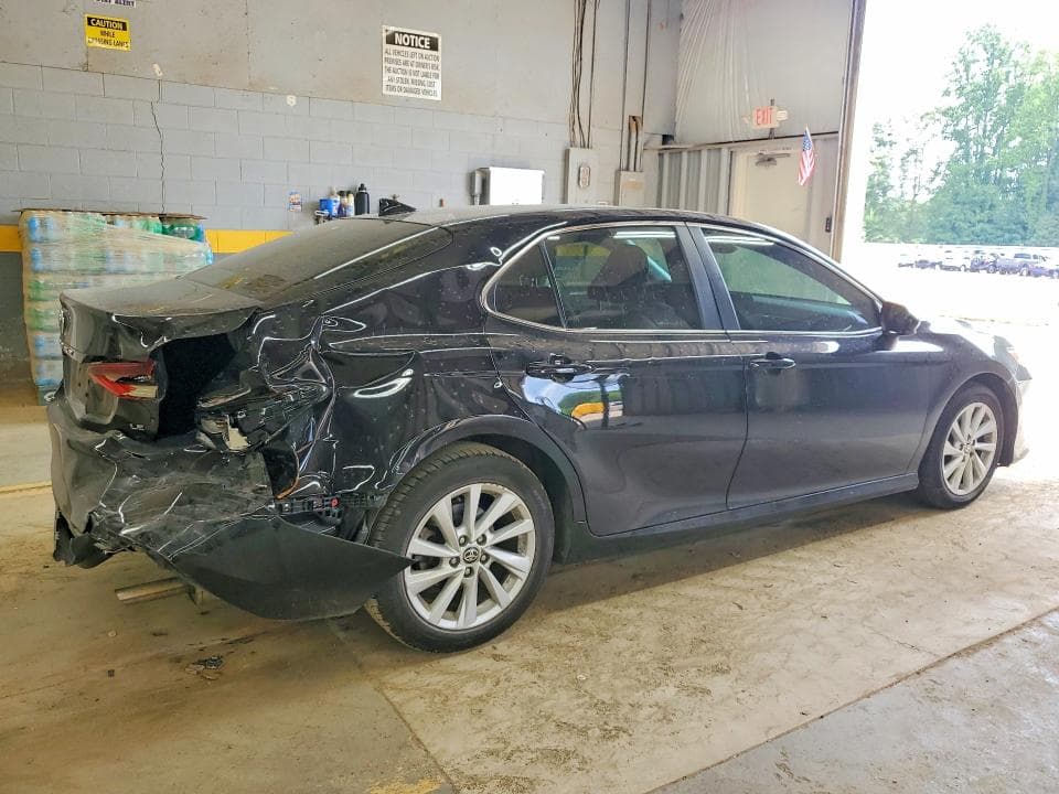 2023 TOYOTA CAMRY LE 3