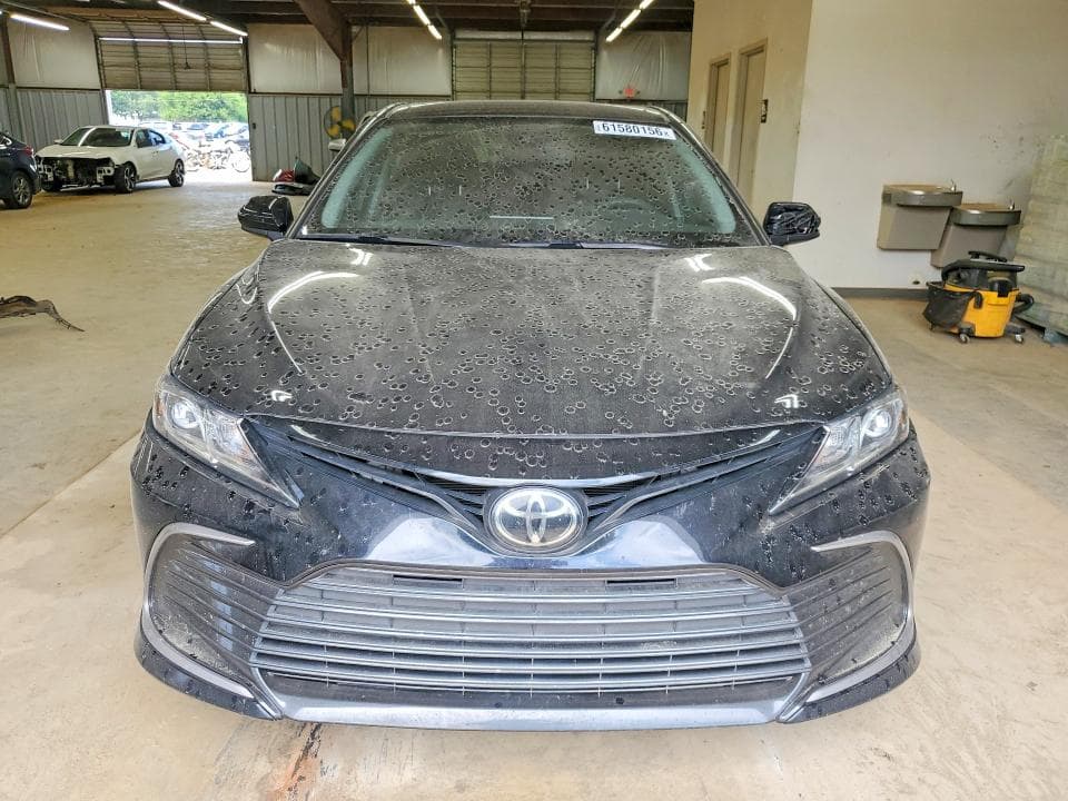 2023 TOYOTA CAMRY LE 5