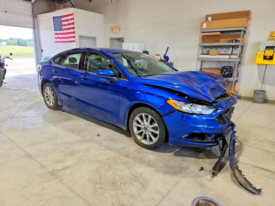 2017 FORD FUSION SE 4
