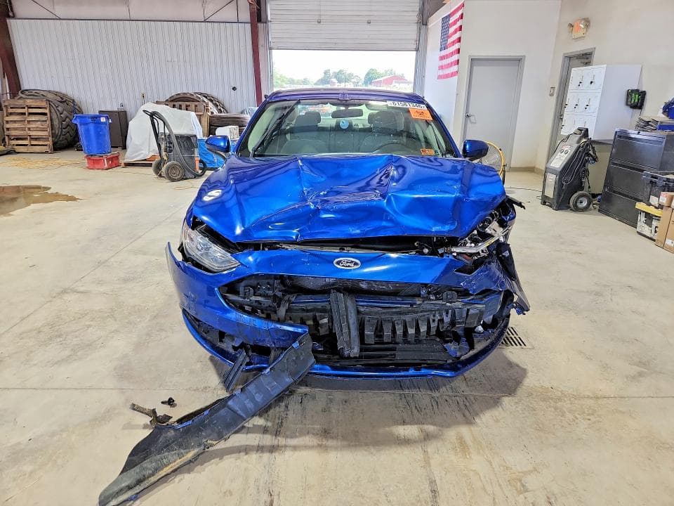 2017 FORD FUSION SE 5