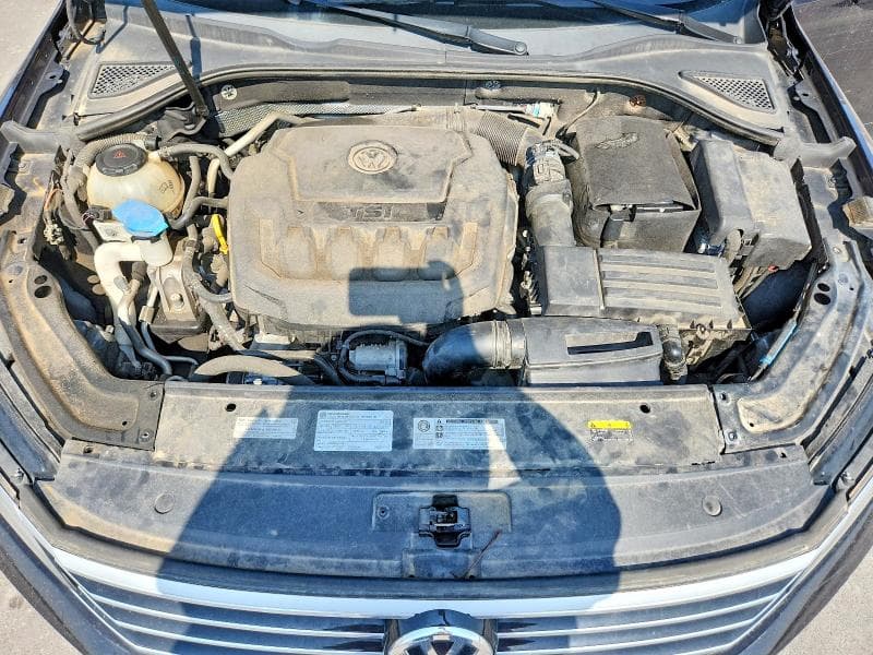2018 VOLKSWAGEN PASSAT SE SE 11