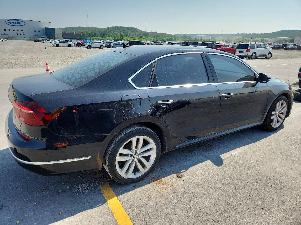 2018 VOLKSWAGEN PASSAT SE SE 3