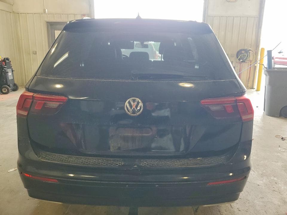 2018 VOLKSWAGEN TIGUAN SE/SEL 6