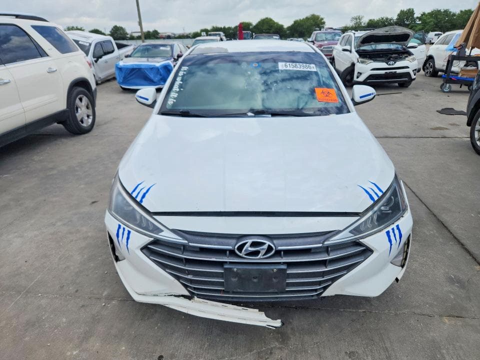 2019 HYUNDAI ELANTRA SEL 5