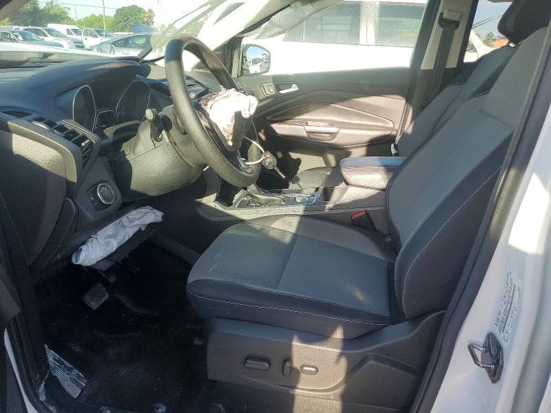 2017 FORD ESCAPE SE 7