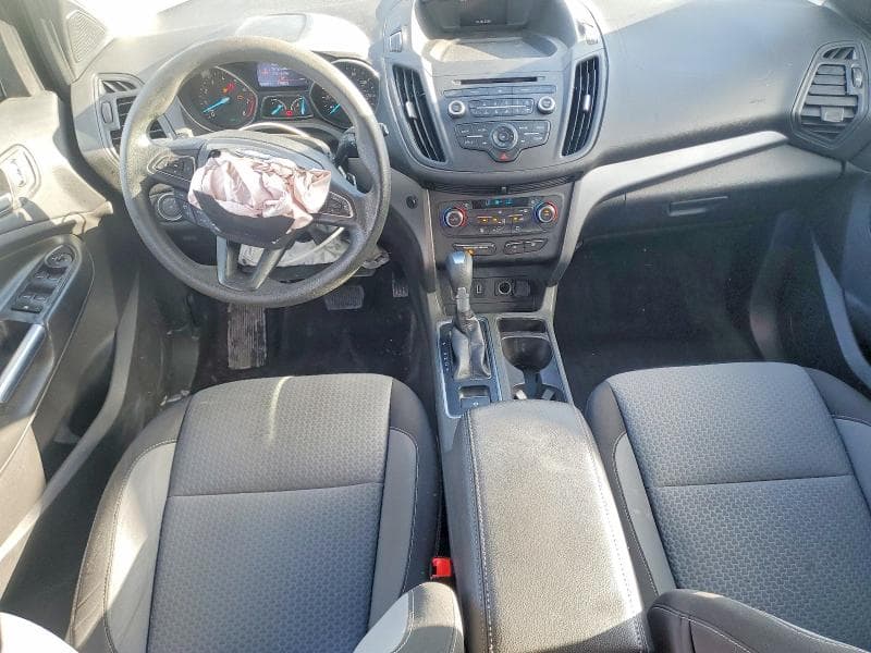 2017 FORD ESCAPE SE 8