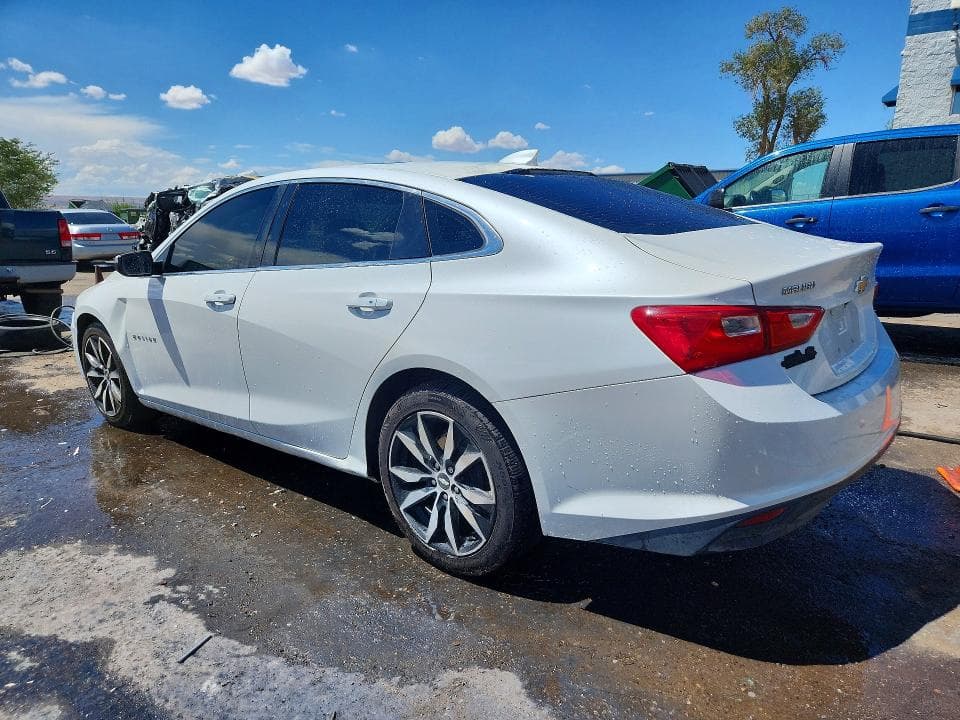 2017 CHEVROLET MALIBU LT 2