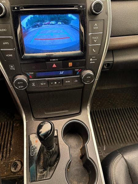 2017 TOYOTA CAMRY XLE 9