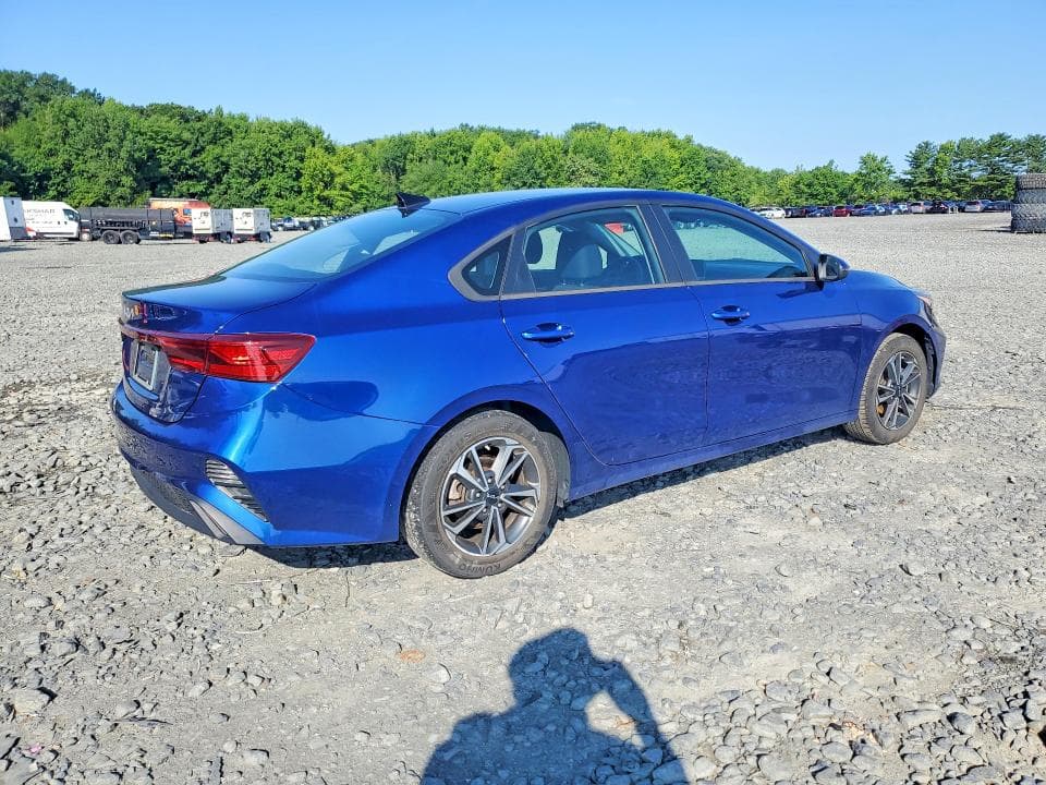 2022 KIA FORTE LXS 3
