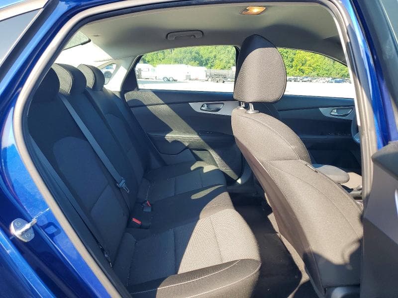 2022 KIA FORTE LXS 10