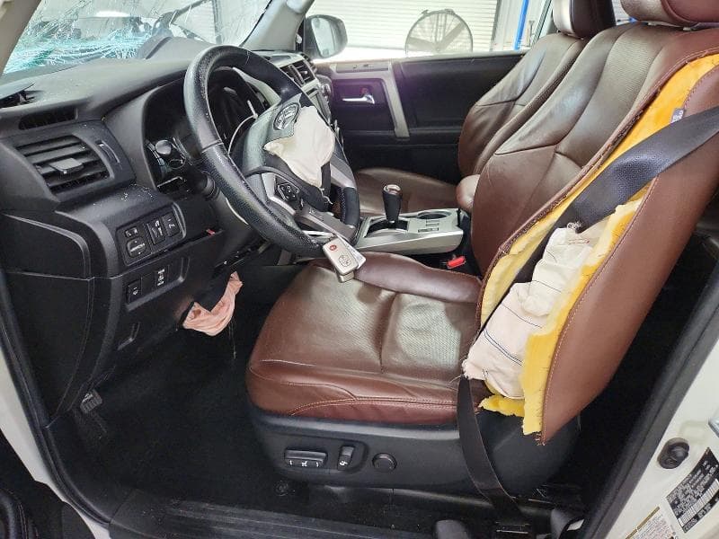 2017 TOYOTA 4RUNNER LIMITED 7