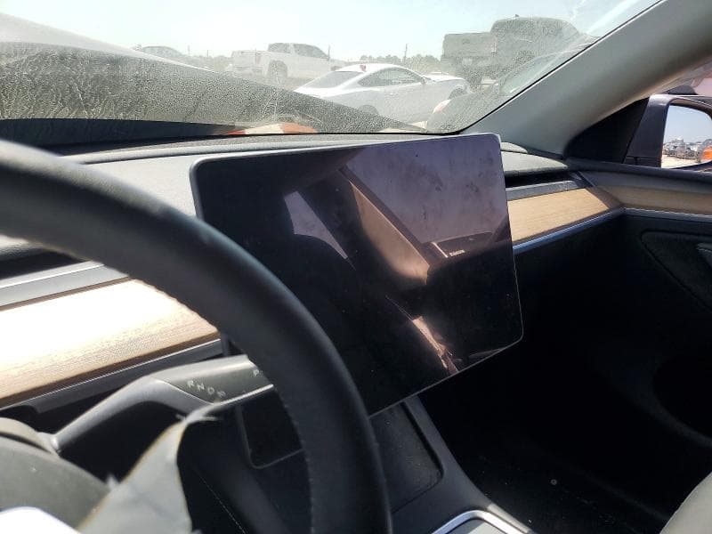 2023 TESLA MODEL Y 9