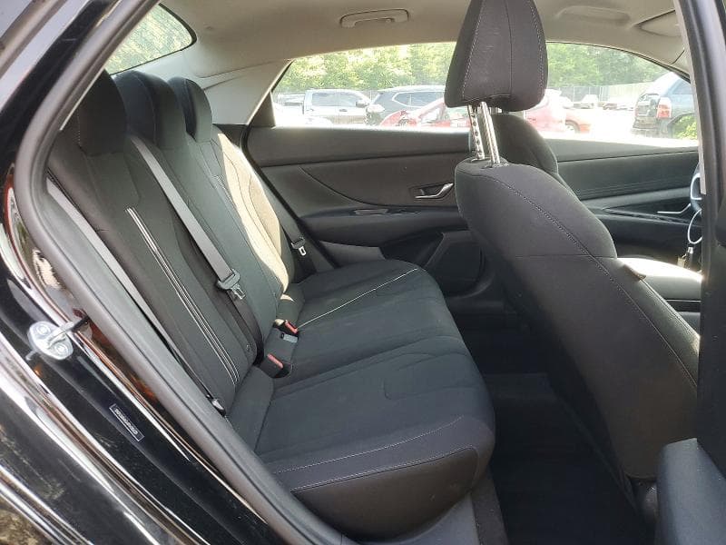 2023 HYUNDAI ELANTRA SEL 10