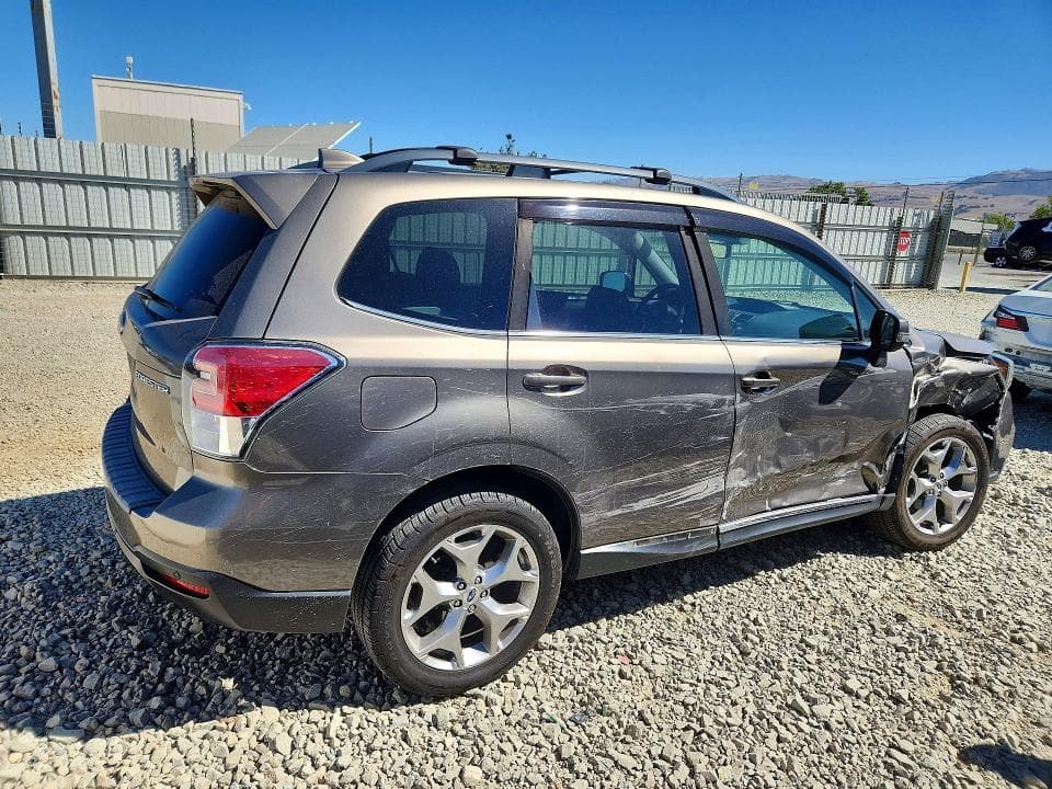 2018 SUBARU FORESTER 2.5I TOURING 3