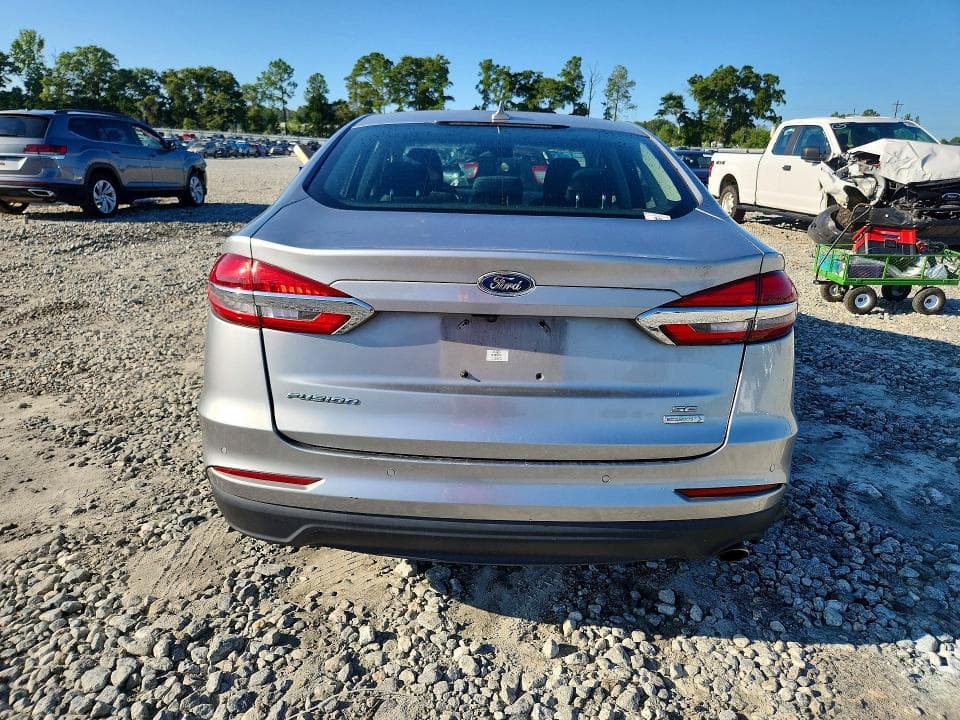 2020 FORD FUSION SE 6