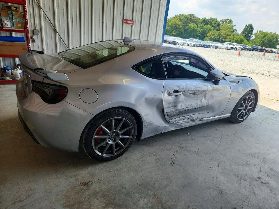 2017 SUBARU BRZ 2.0 LIMITED 3