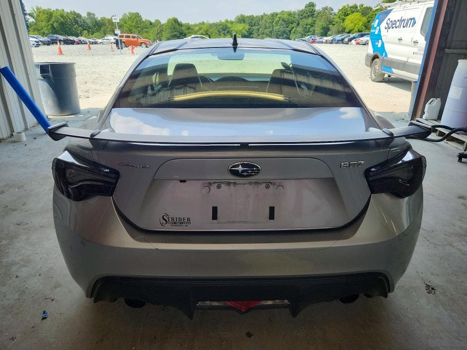 2017 SUBARU BRZ 2.0 LIMITED 6
