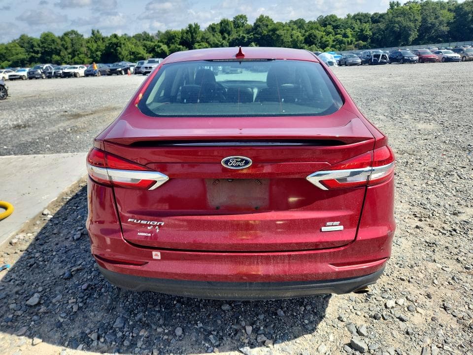 2019 FORD FUSION SE 6