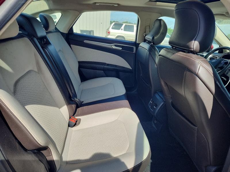 2019 FORD FUSION SE 10
