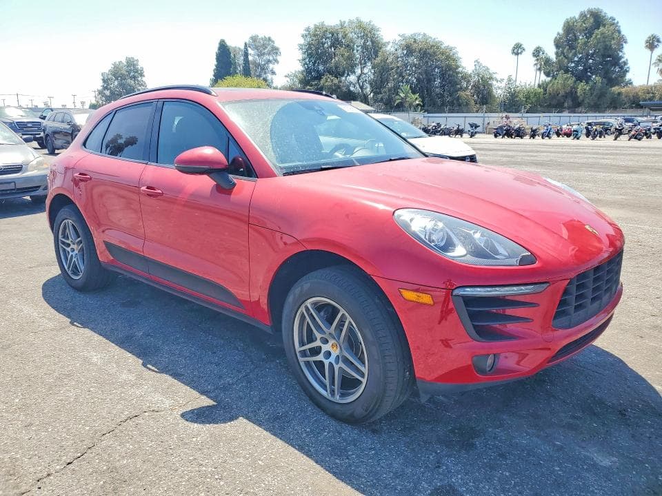 2017 PORSCHE MACAN 4