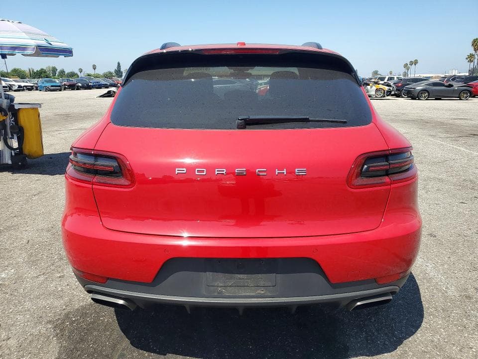 2017 PORSCHE MACAN 6