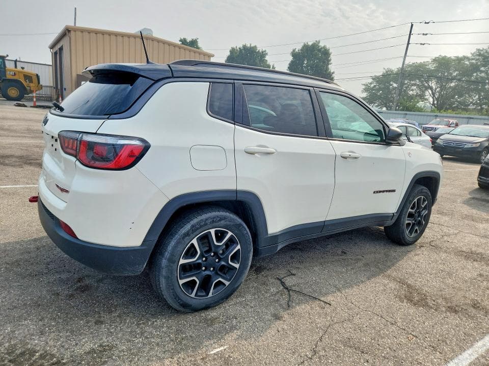 2019 JEEP COMPASS TRAILHAWK 3