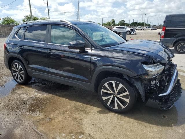 2024 VOLKSWAGEN TAOS SE 4