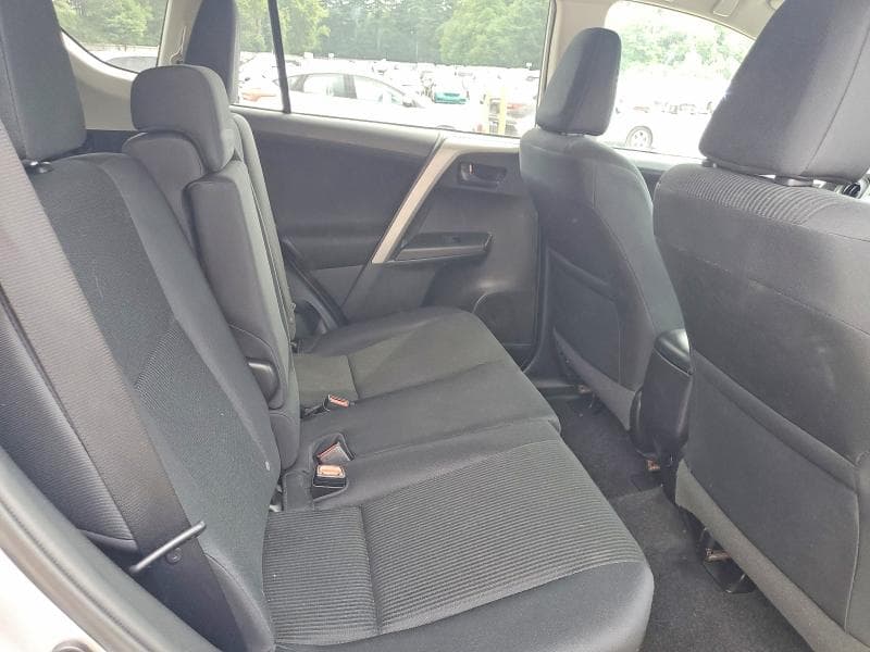 2017 TOYOTA RAV4 LE 11