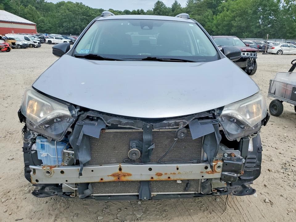 2017 TOYOTA RAV4 LE 5