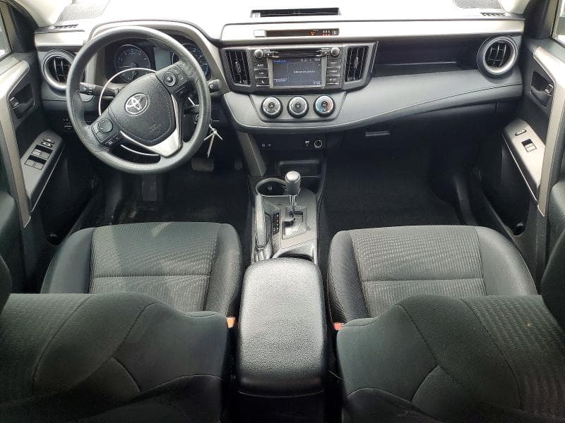 2017 TOYOTA RAV4 LE 8
