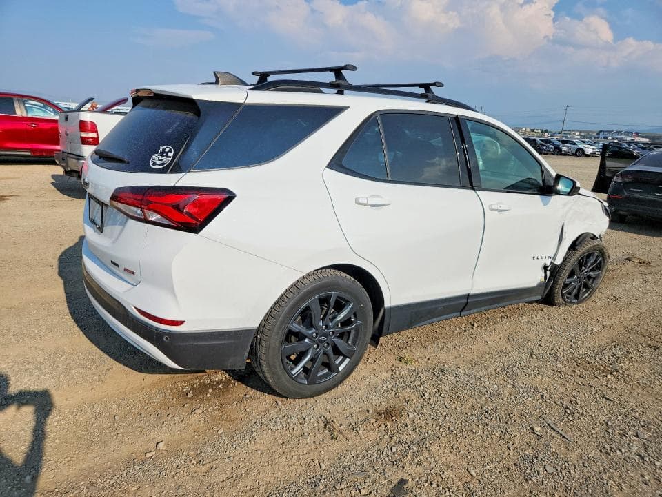 2022 CHEVROLET EQUINOX RS 3
