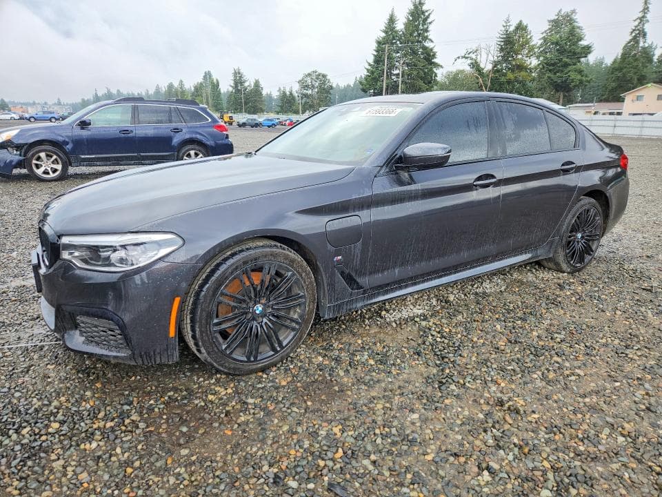 2020 BMW 530E 1